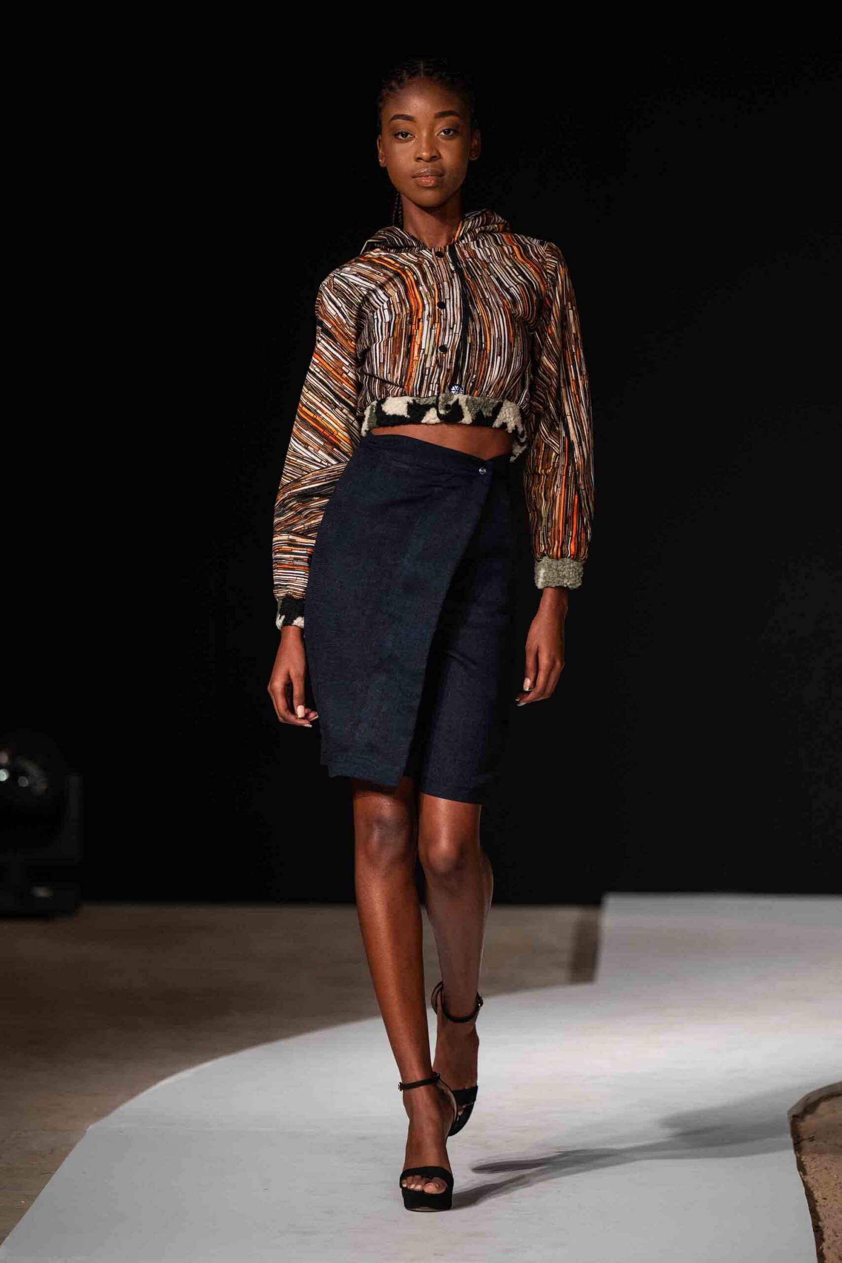 MFW 2025 Estravaganza Fashion-26