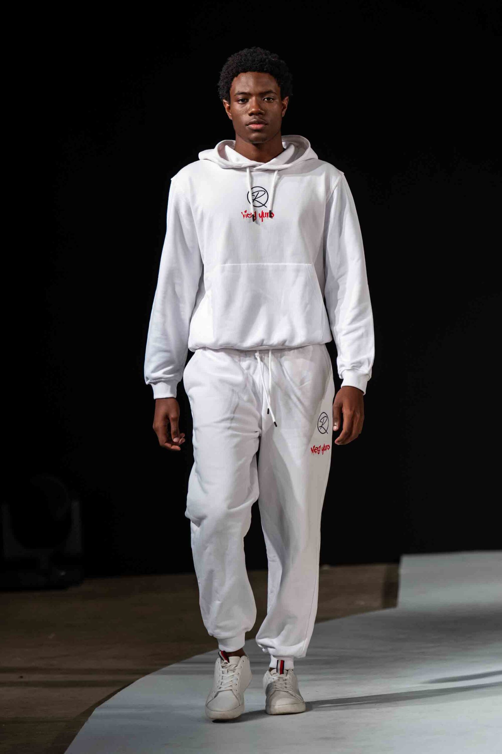 MFW 2025 Resplandecente-1