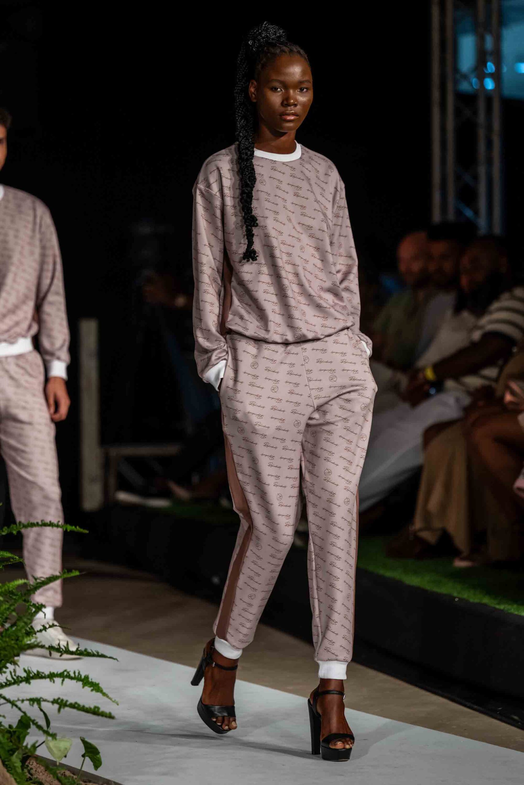 MFW 2025 Resplandecente-58