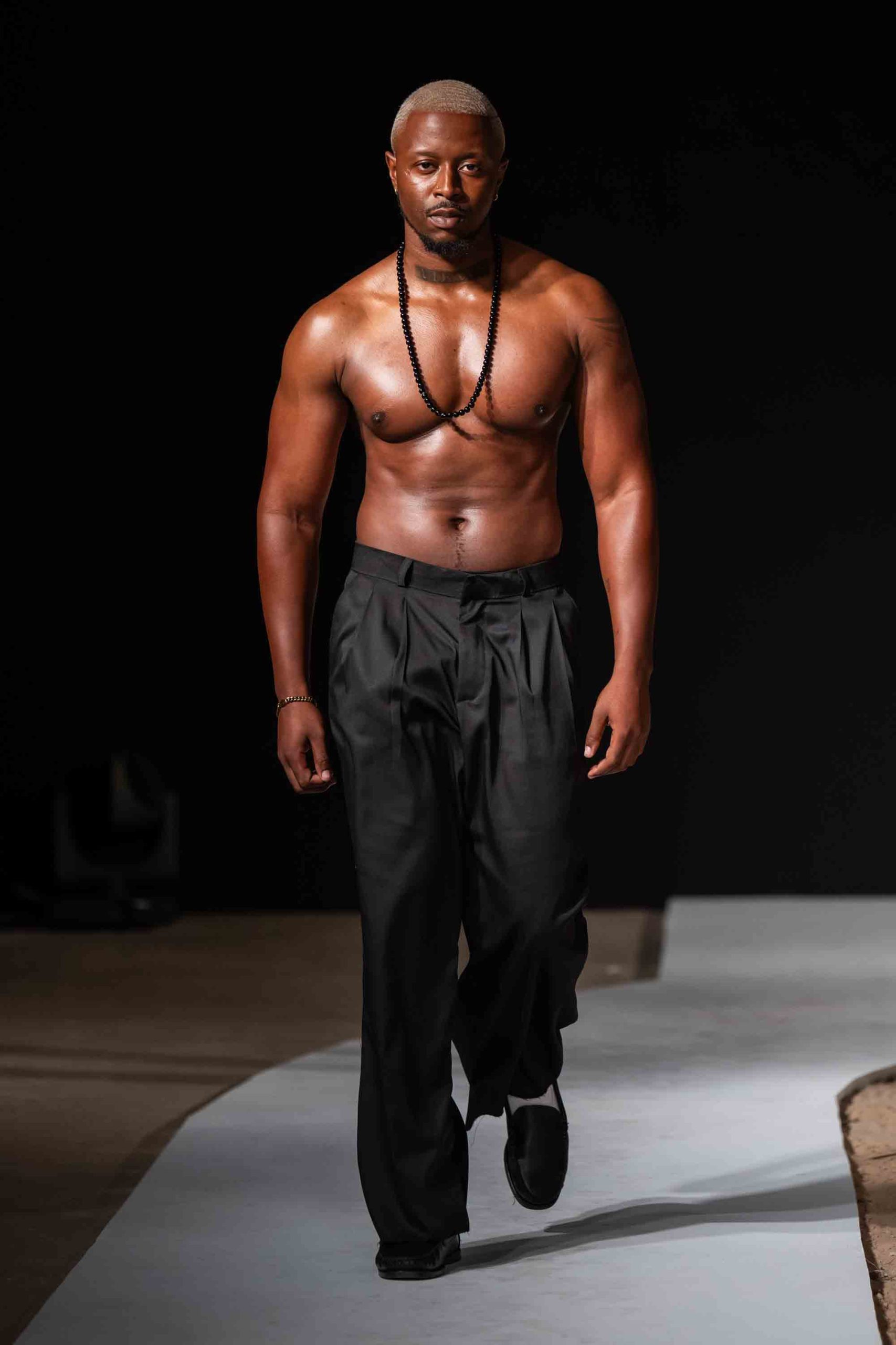 MFW 2025 Zualo's Fashion-1