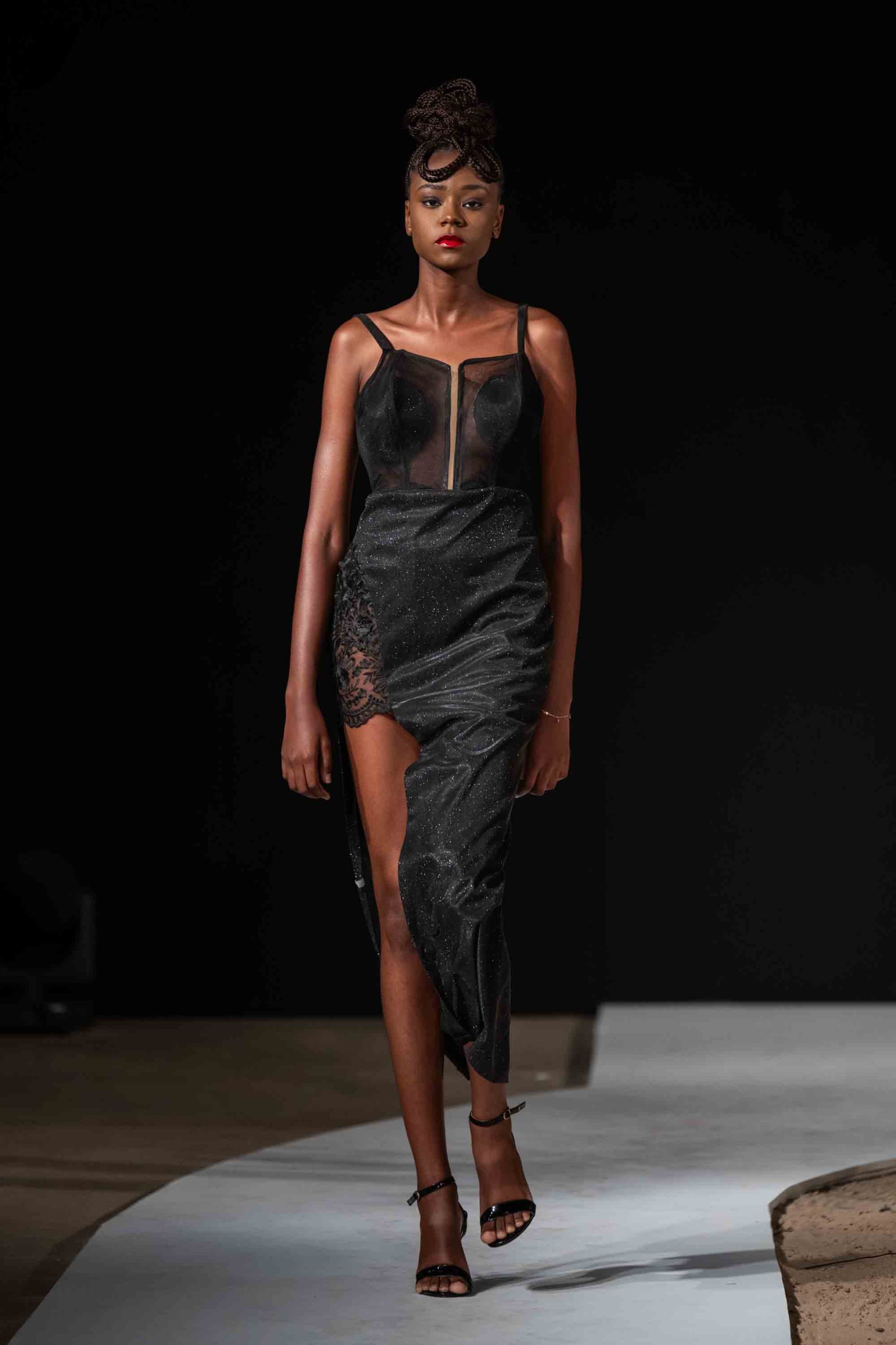 MFW 2025 Zualo's Fashion-27